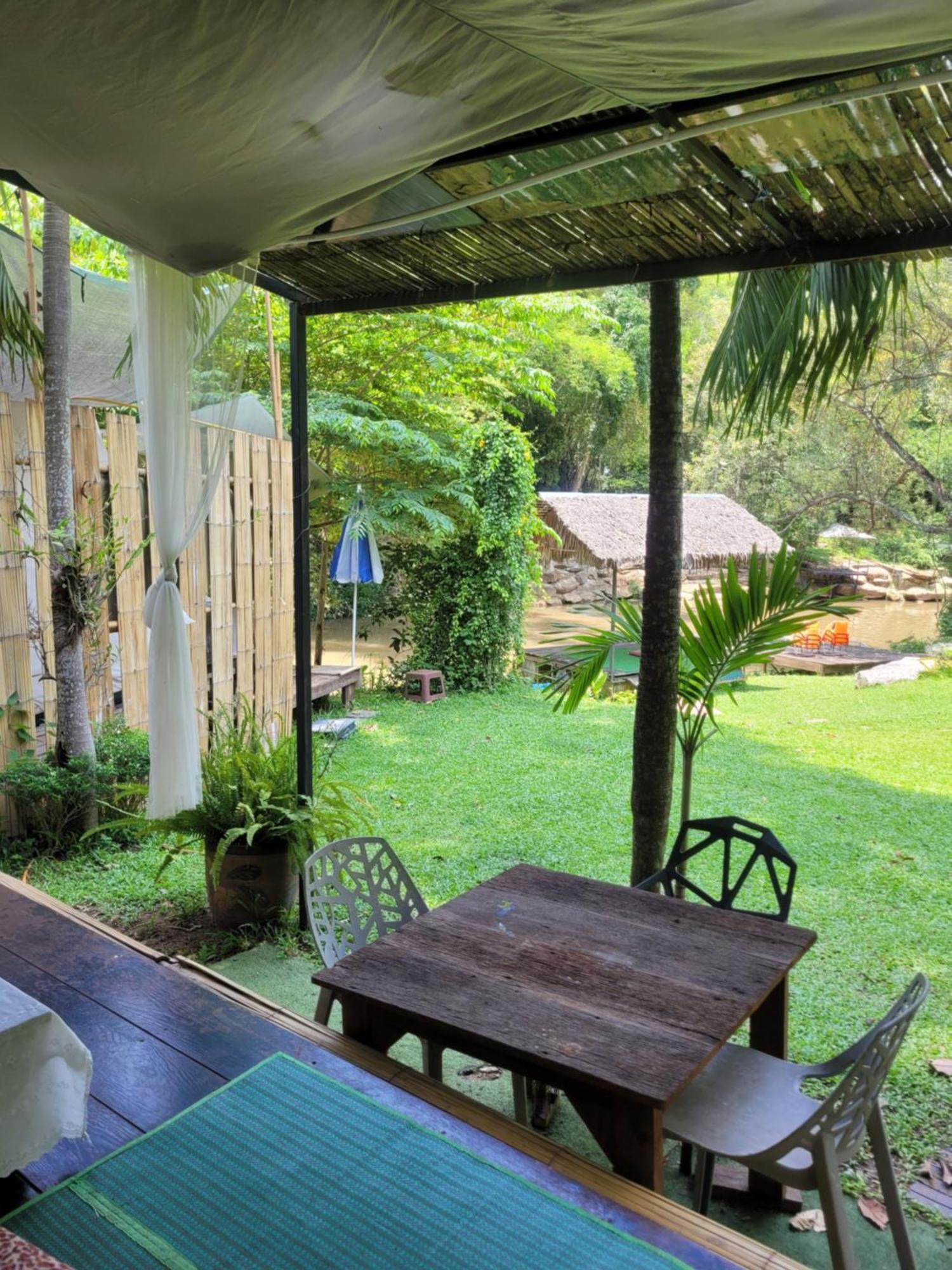 Brookhouse & Glamping Hotel Ban Khanong Phra Klang ภายนอก รูปภาพ